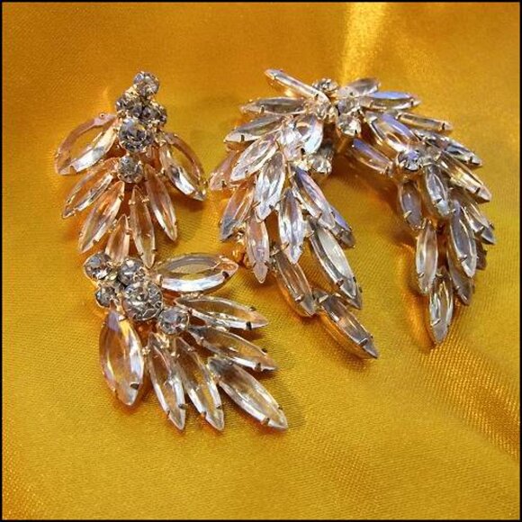 1950s Juliana Big Clear Crystal Wreath Brooch w Earrings Delizza Elster Set 1508 - Picture 2 of 6